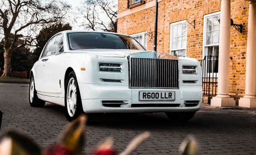 Front view of Modern Rolls-Royce Phantom showing chrome grill