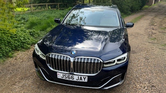 front view of Blue BMW 7-series