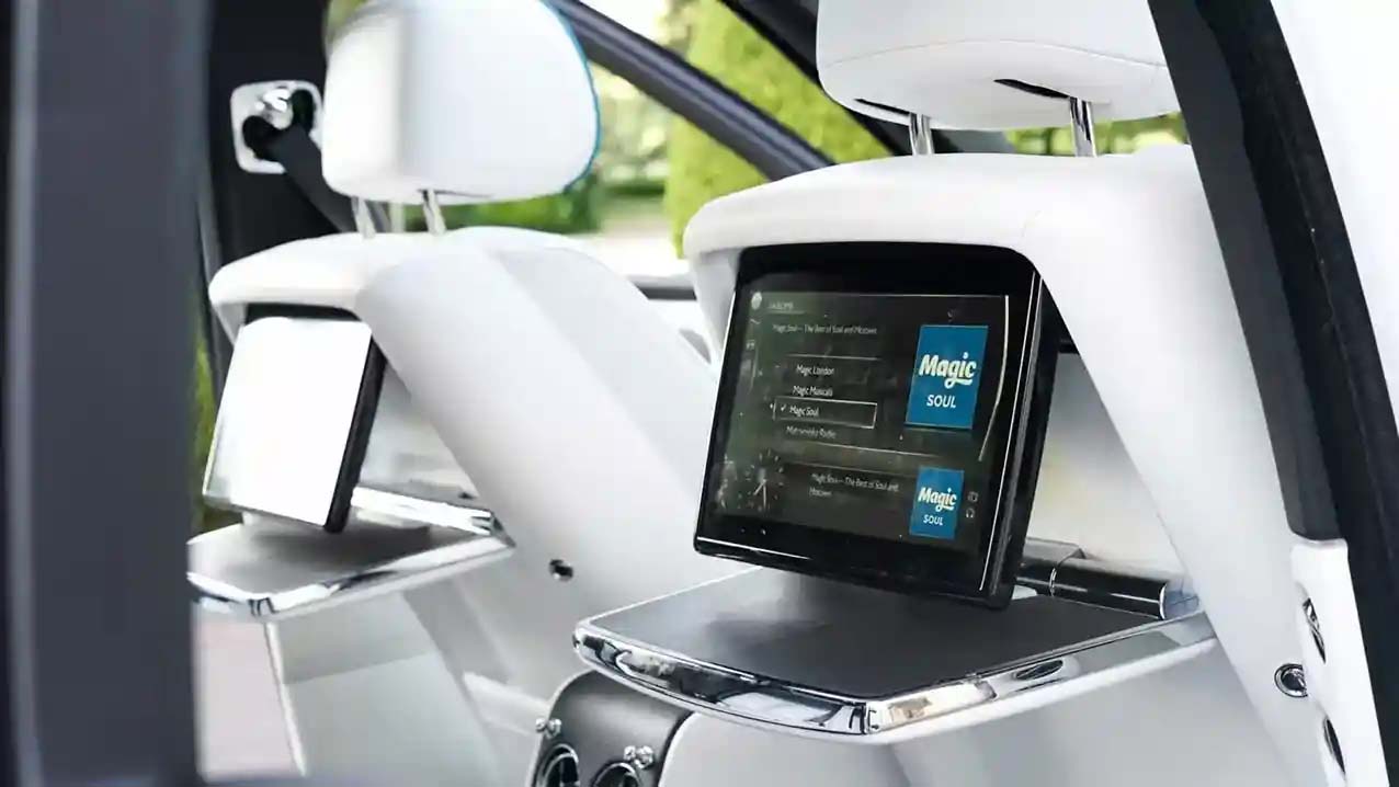 rear smart tablet system