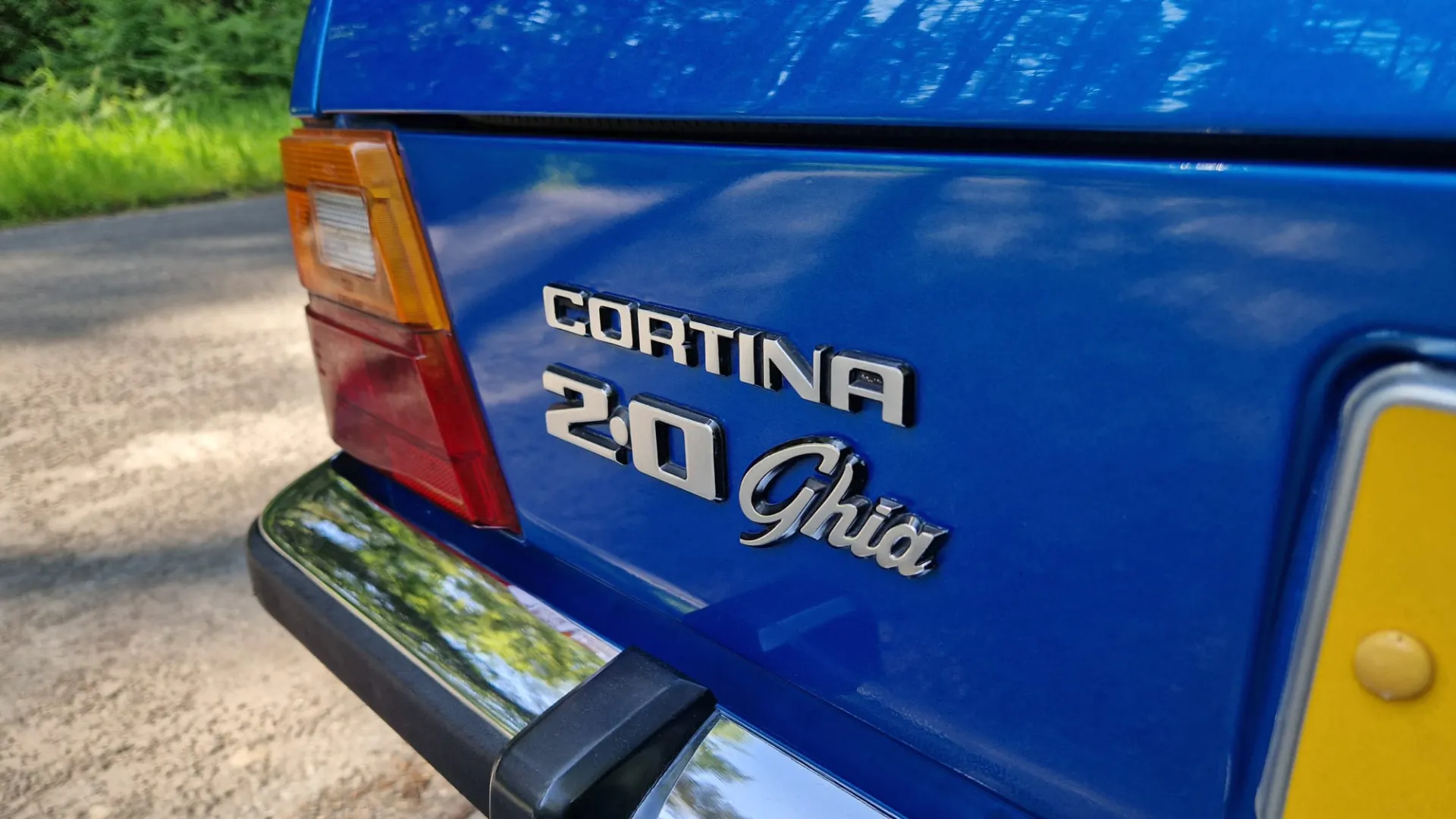 Blue Ford Cortina Mk4 2L Ghia