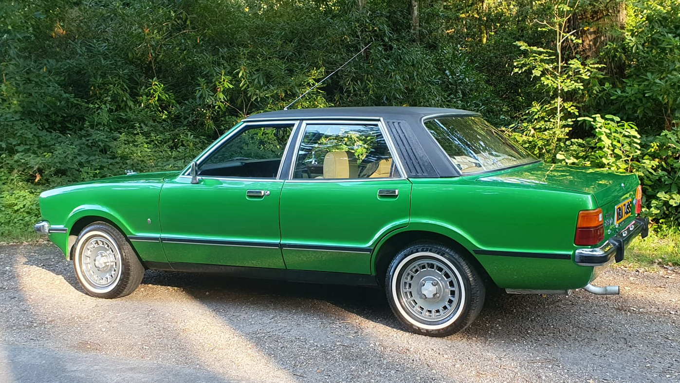 Green Ford Cortina Mk4 2.3L V6 Ghia