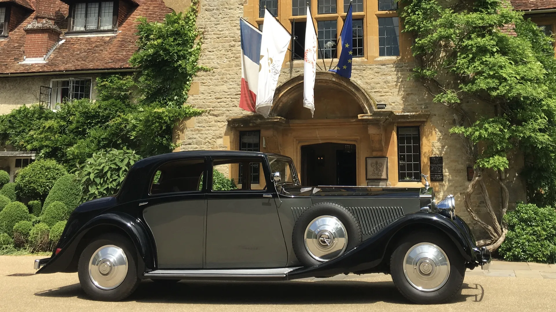 Vintage Rolls-Royce Phantom in Black and Grey