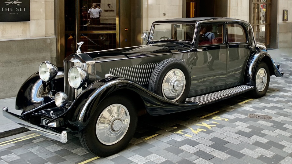 Rolls-Royce Phantom II Continental LWB parked in the street of London