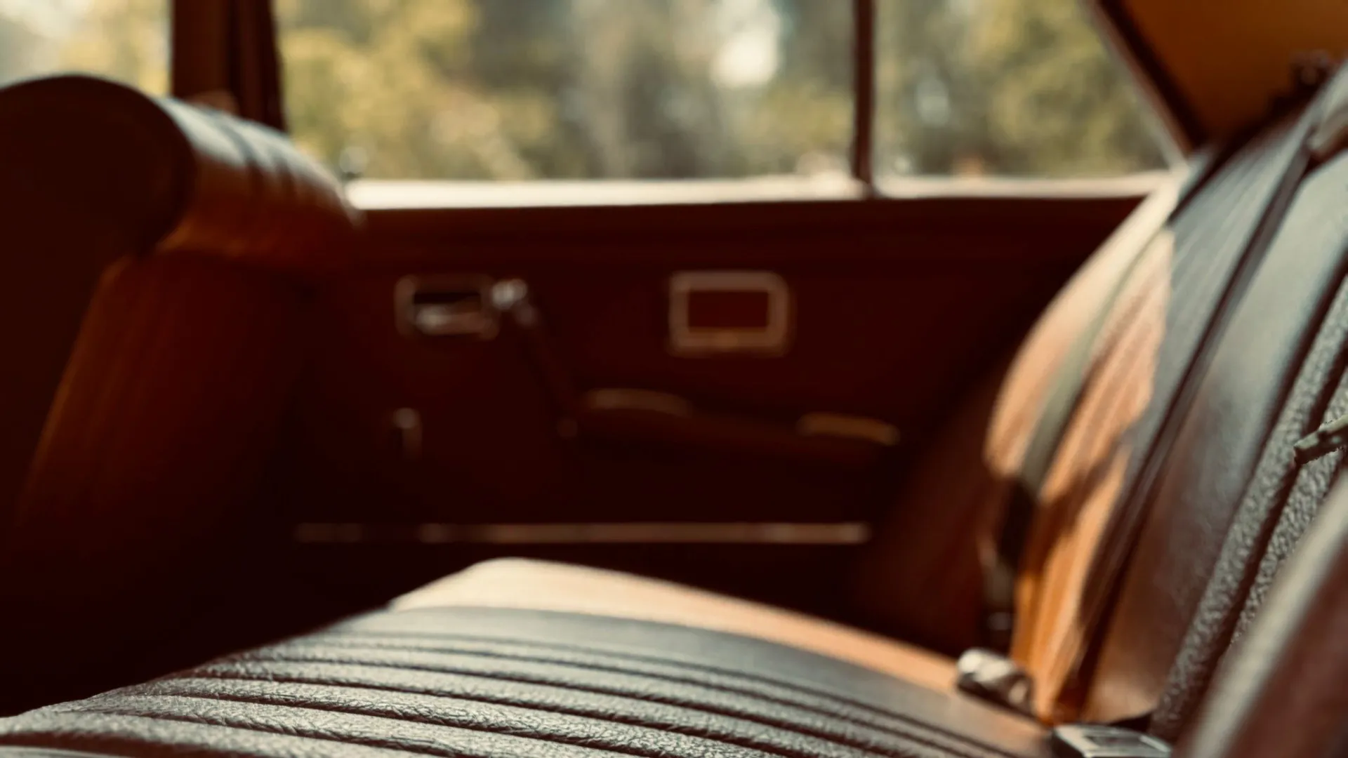 Brown interior inside classic Mercedes 280