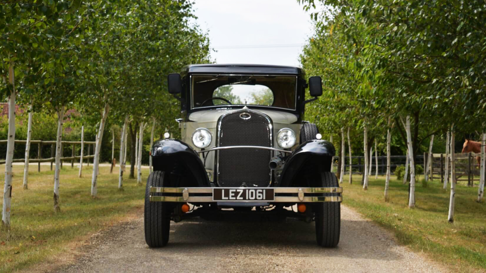 Front view of vintage style Badsworth with black wheel arches