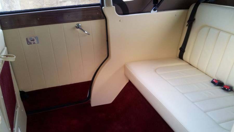 Regent Convertible interior cream leather seats and Burdungy carpet