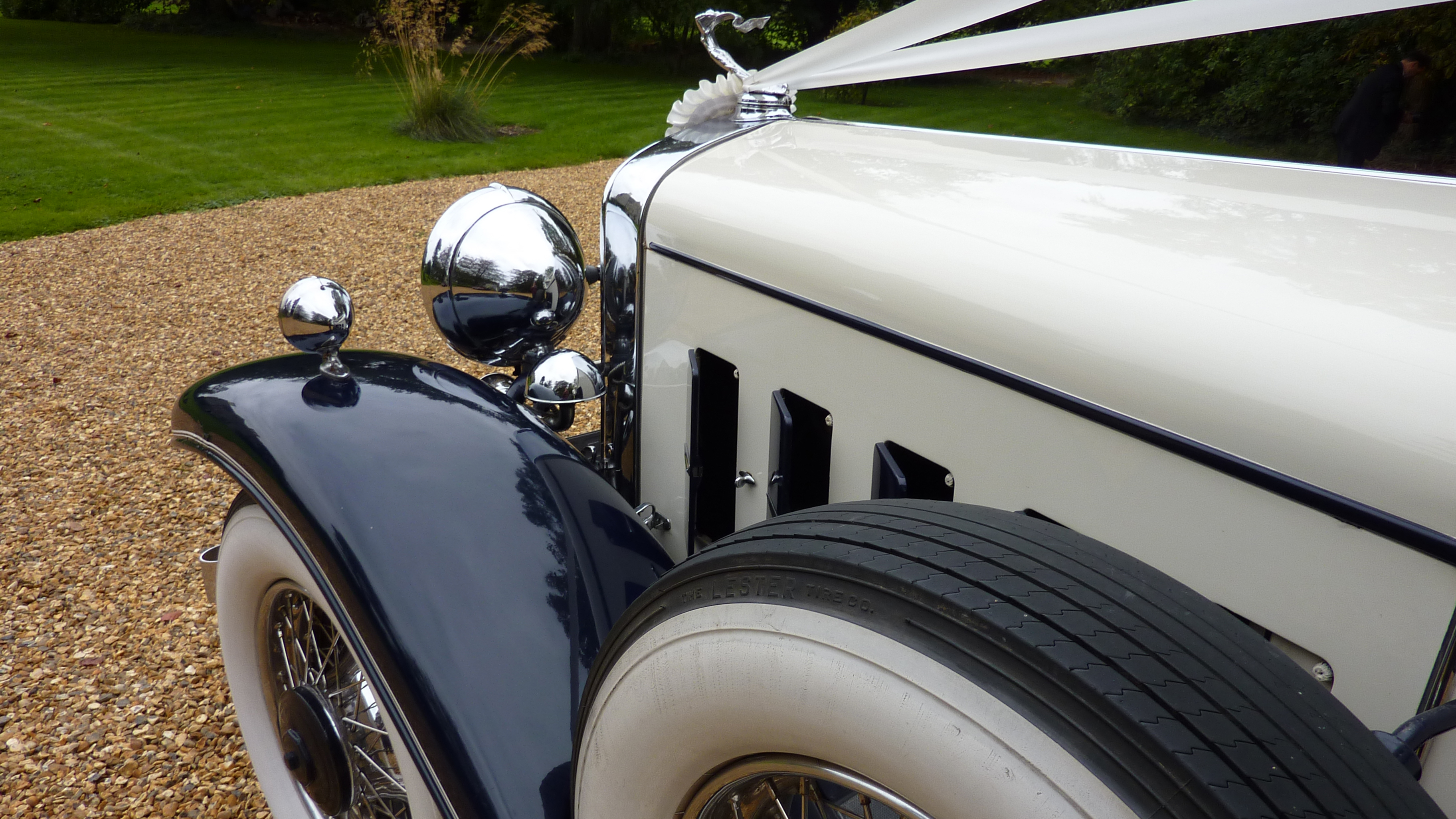 vintage American Cadillac in Blue and White