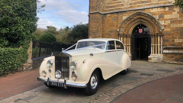 Classic Rolls-Royce Silver Wraith in old English White