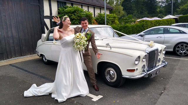 Classis Daimler Limousine in Old English White