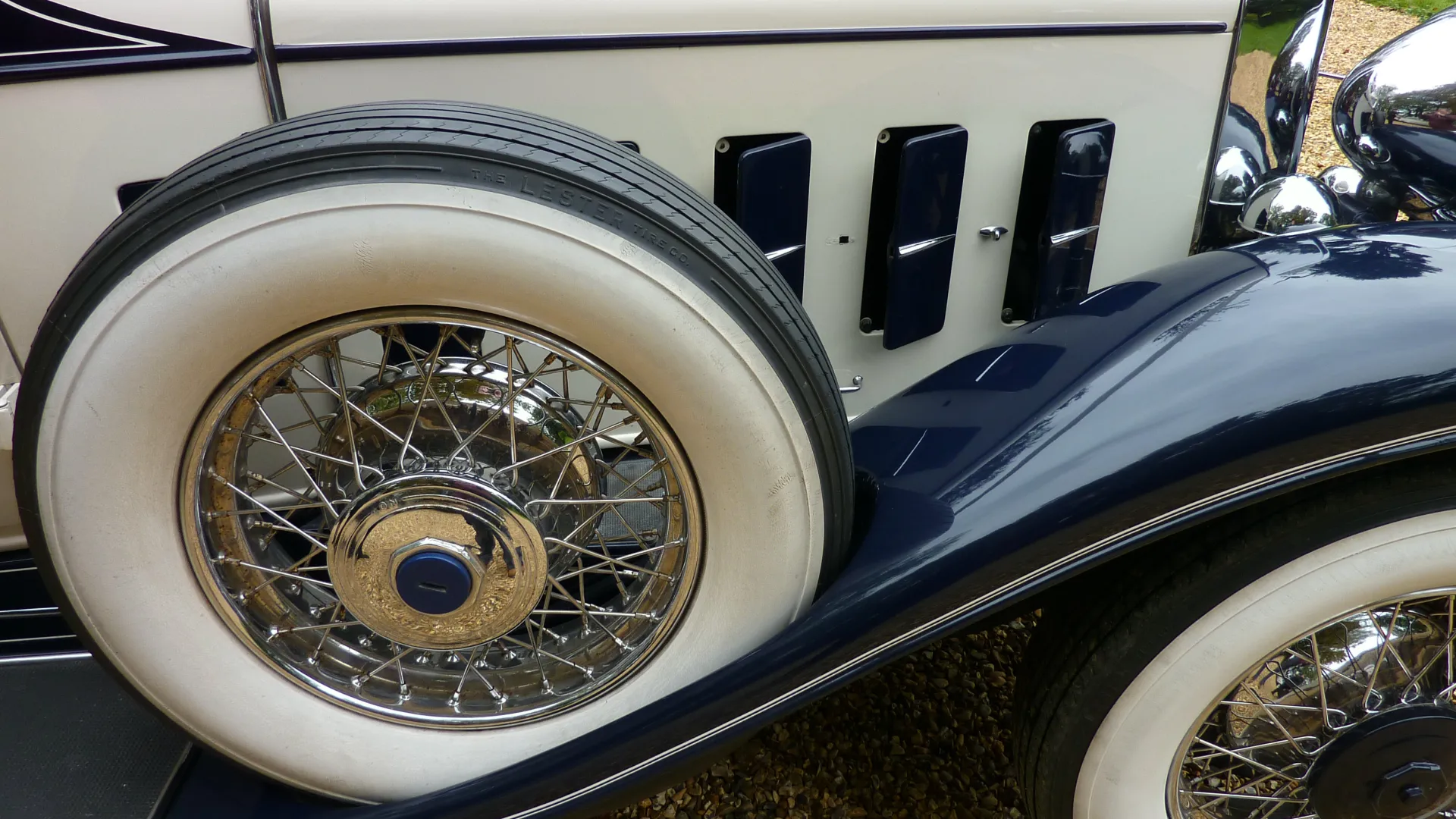 vintage American Cadillac in Blue and White