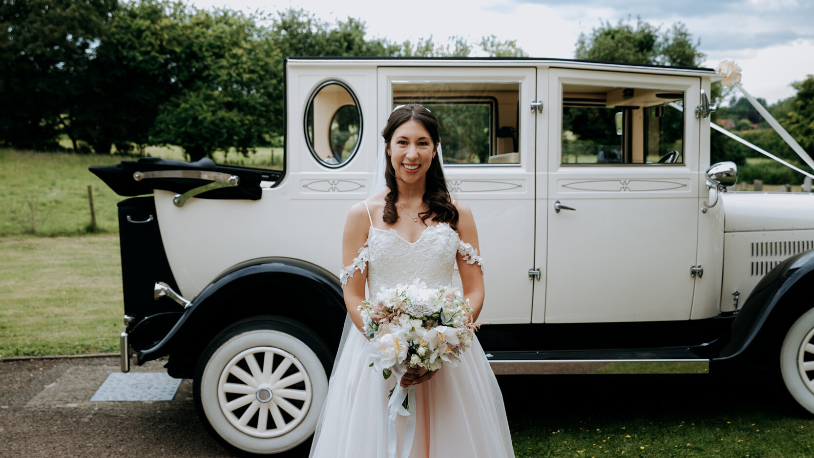 Convertible Black and Ivory 1930s vintage style wedding car