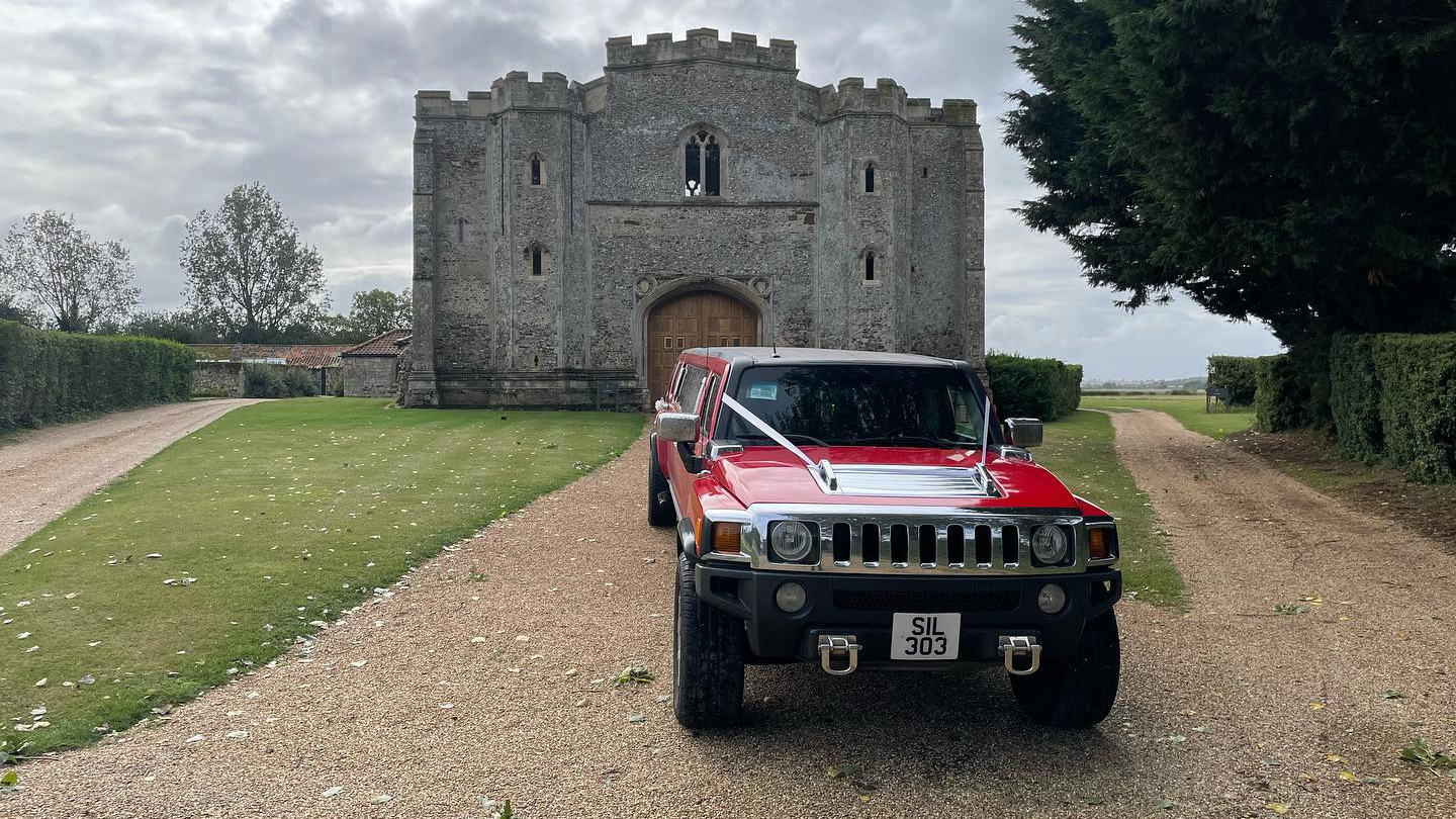 Red 8-seater Stretched hummer Limousine