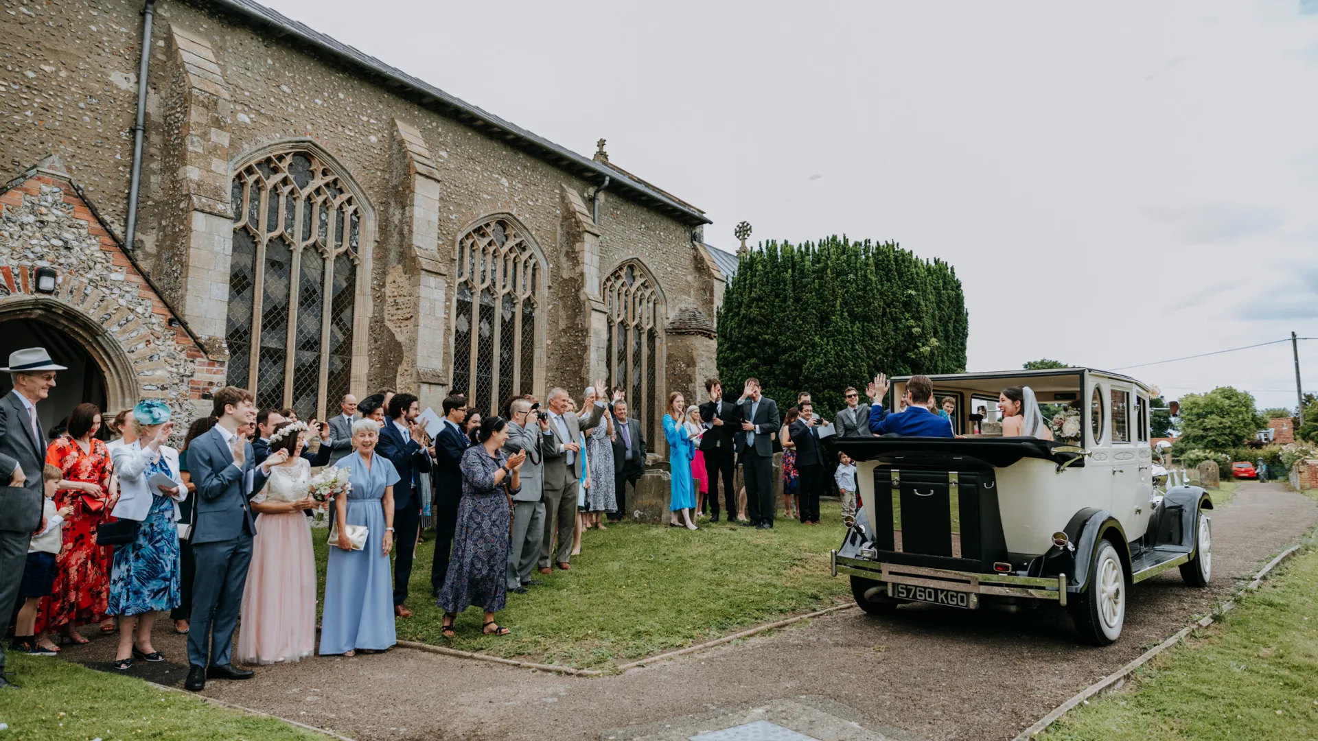 Convertible Black and Ivory 1930s vintage style wedding car