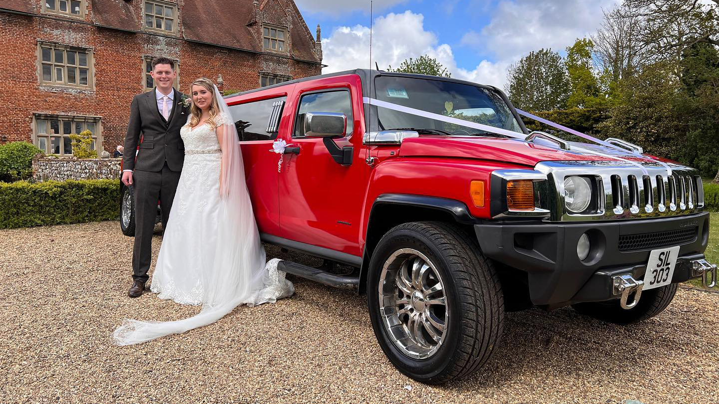 Red 8-seater Stretched hummer Limousine