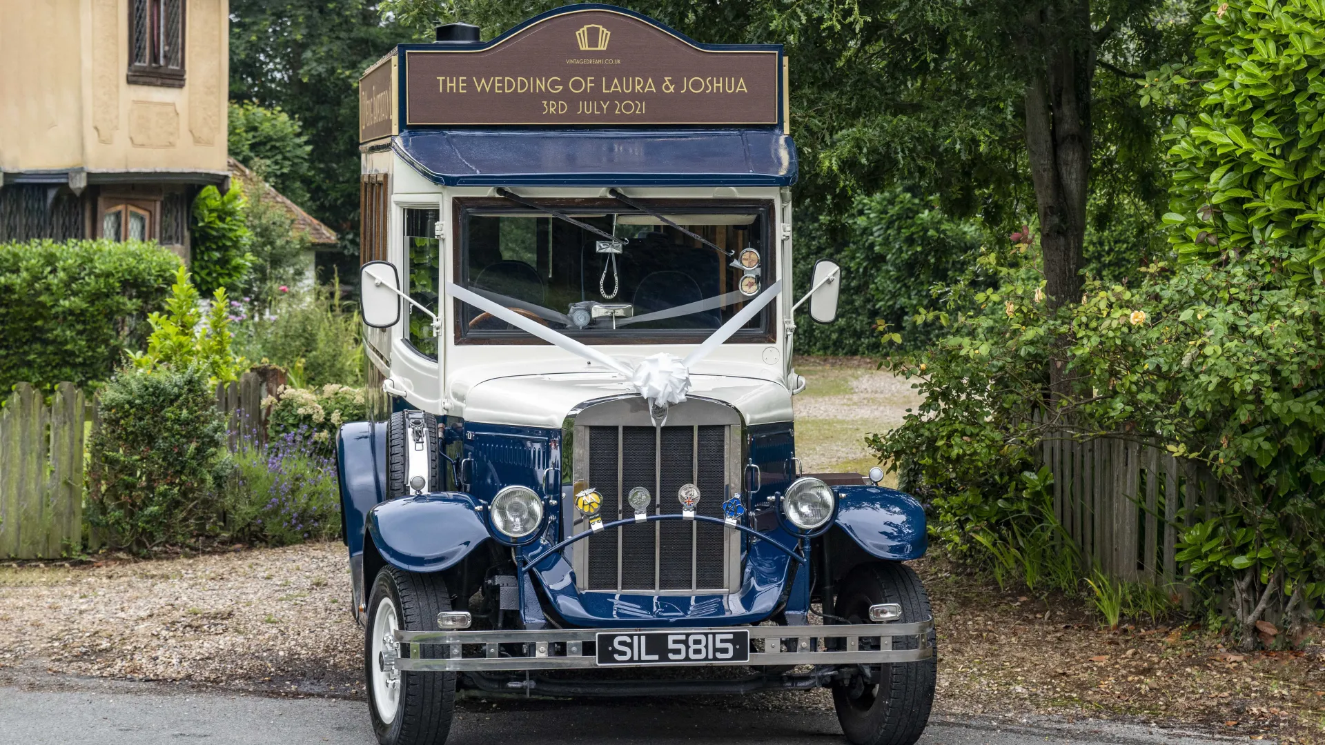 Blue and Ivory Vintage Asquith Bus