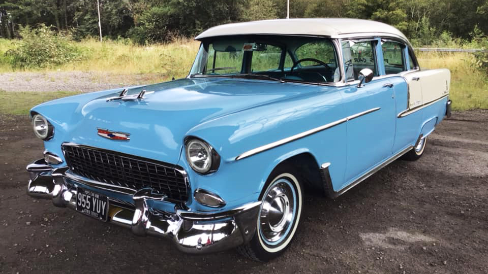 Baby Blue & White Classic American Chevrilet Bel Air