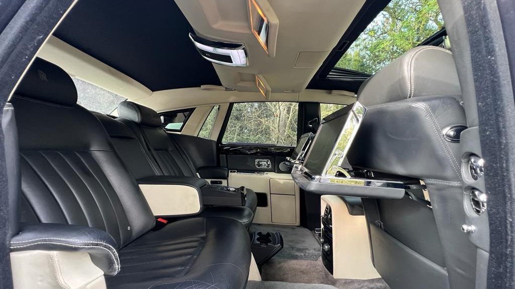 Rolls-Royce Phantom interior with Black Leather