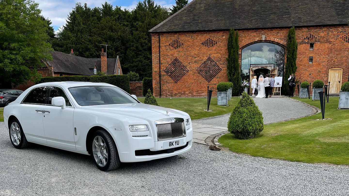 Front left view Rolls-Royce Ghost in White