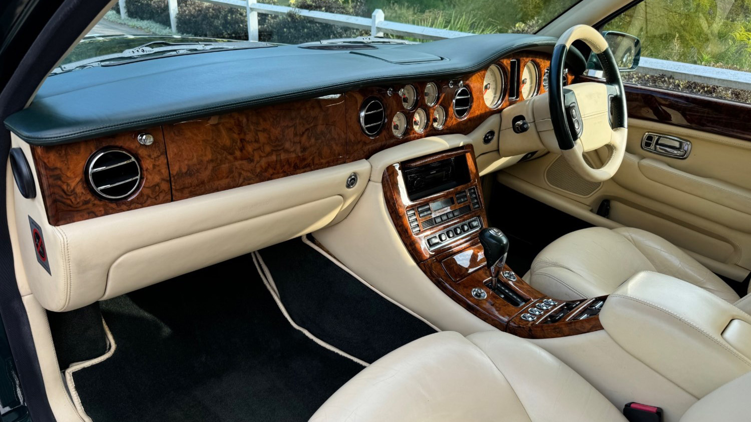 Bentley Arnage front passenger seat in Cream Leather and wooden dashboard