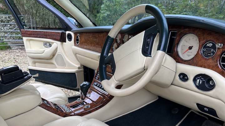 Bentley Arnage front driver dashboard with wood