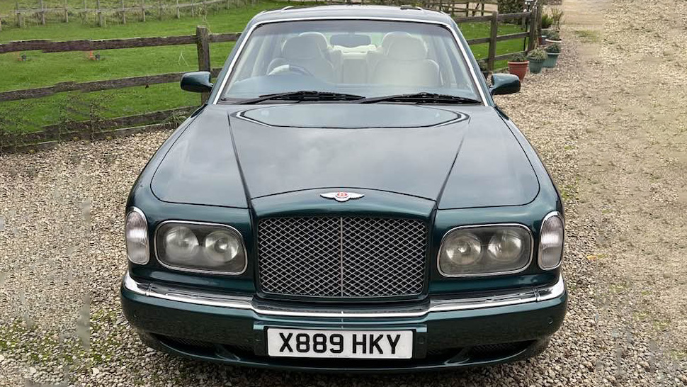 Front view of a Forest Green Bentley Arnage