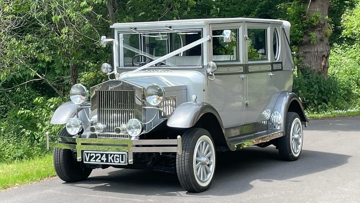 Vintage Imperial in silver with white wedding ribbons