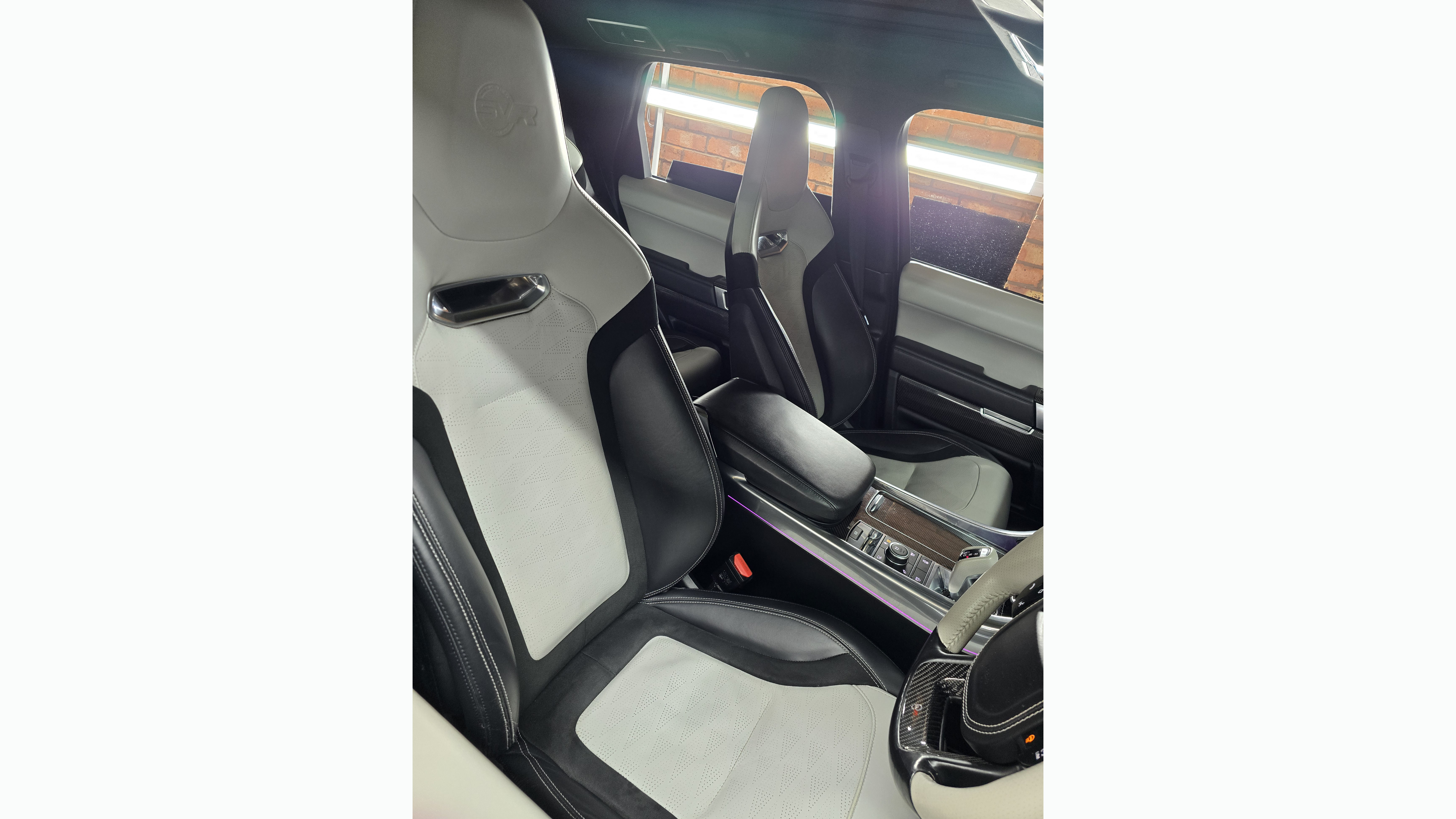 Front seat inside Range Rover SVR