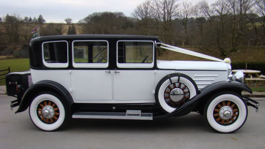 Side view of vintage Franklin 147 Saloon Special