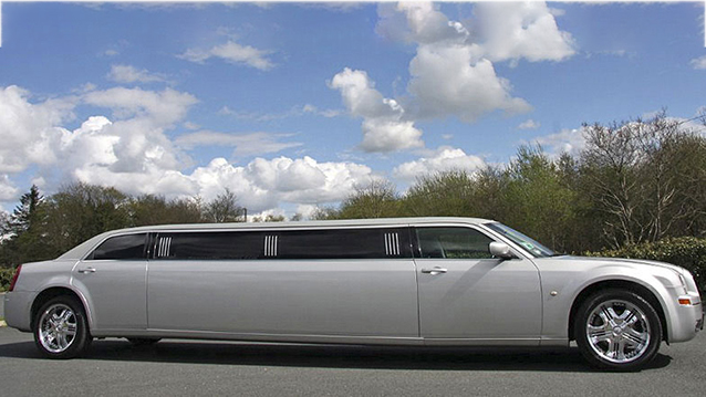 Chrysler 300c Stretched Limousine