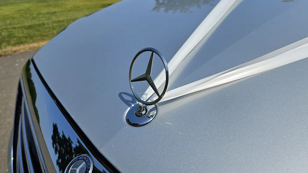 Mercedes s-Class front Logo with Wedding Ribbon Decoration