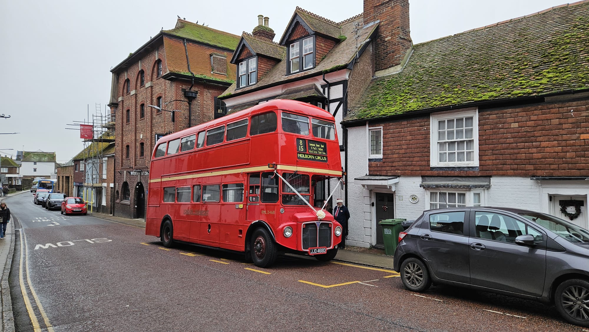 Excellent service and the driver and assistant were lovely and very helpful. Fully recommended if you need a bus for any proposes. Our wedding guests loved the bus and it was a real head turner, driving from Hastings to our home town and wedding venue in Rye. We got plenty of waves and attention. Thank you!